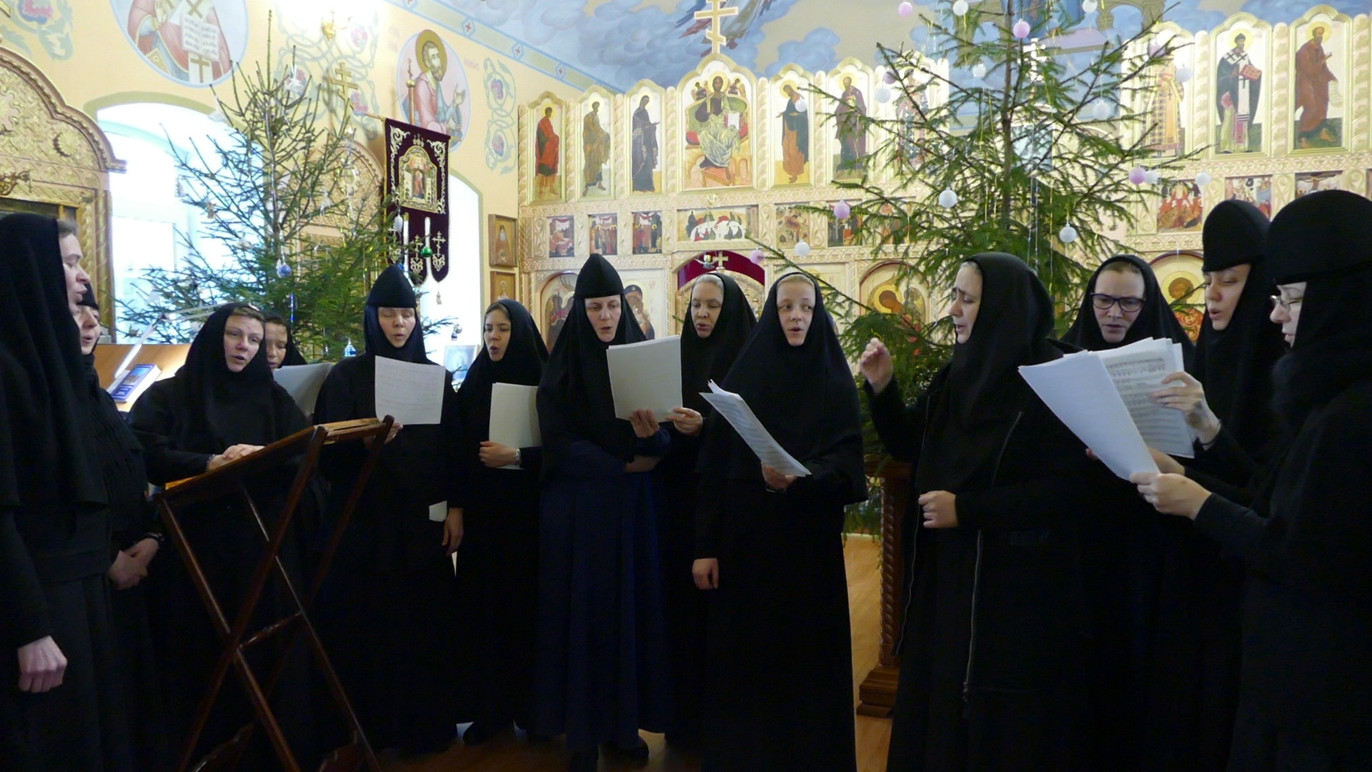 Хор сестер Дивеевского монастыря