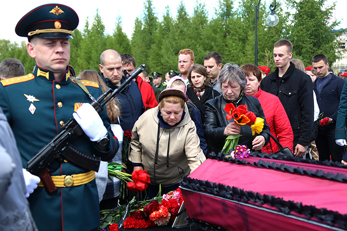 Похоронить на родине. Похороны воинов погибших на Украине.