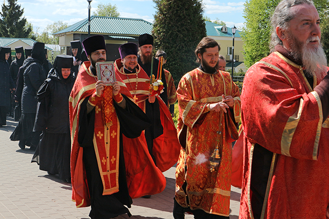 Храм Преполовения Пятидесятницы Псков