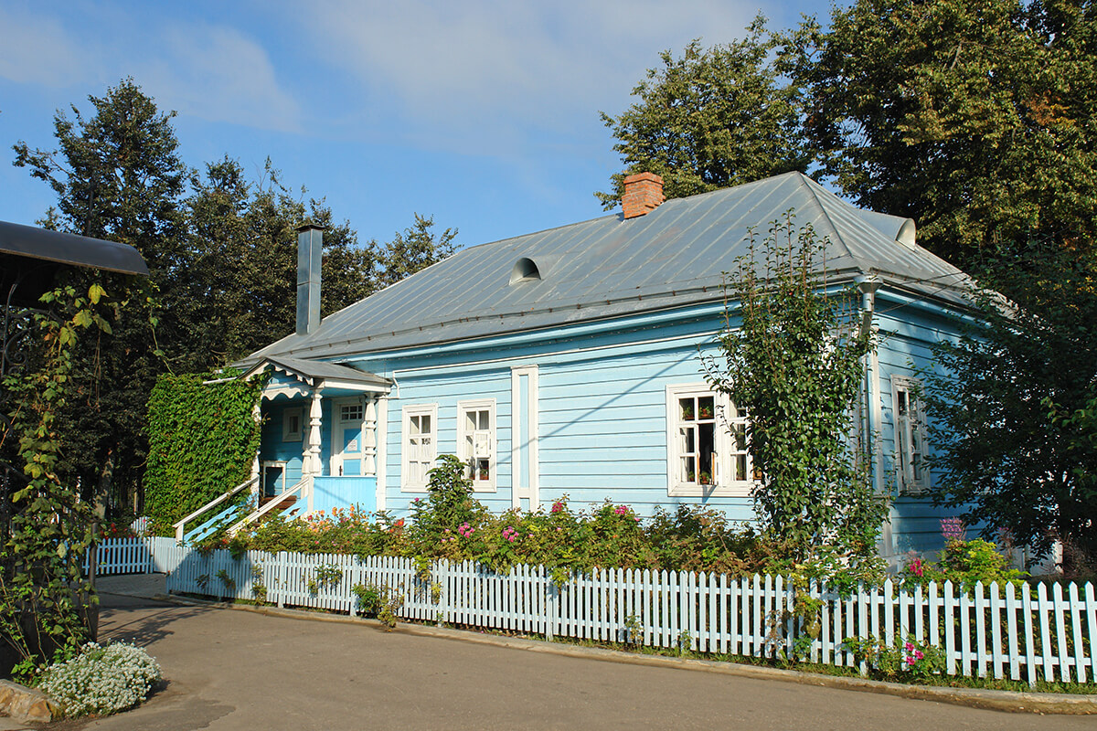 Дом-музей блаженной Параскевы Дивеевской – Holy Trinity Saint  Seraphim-Diveyevo Monastery