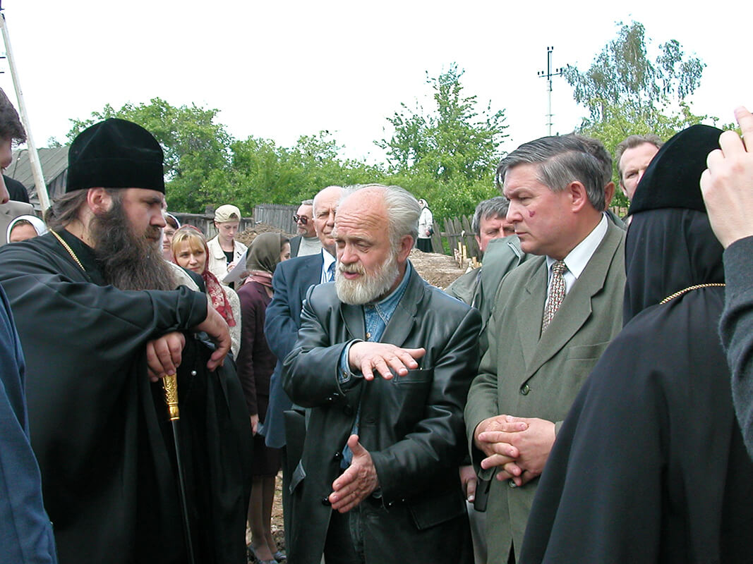 Святая Канавка – Holy Trinity Saint Seraphim-Diveyevo Monastery